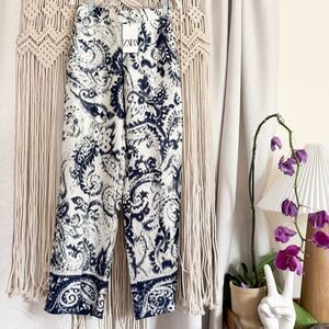 Zara Blue & White Paisley Trousers Size Small NWT